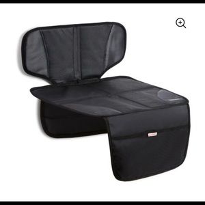 Munchkin Car (Auto) Seat Protector (Baby & Kids)
